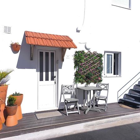 Herama Garden Guesthouse บีลาโนวาเดกายา ภายนอก รูปภาพ