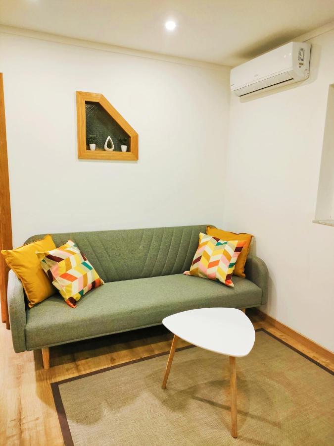 Herama Garden Guesthouse บีลาโนวาเดกายา ภายนอก รูปภาพ